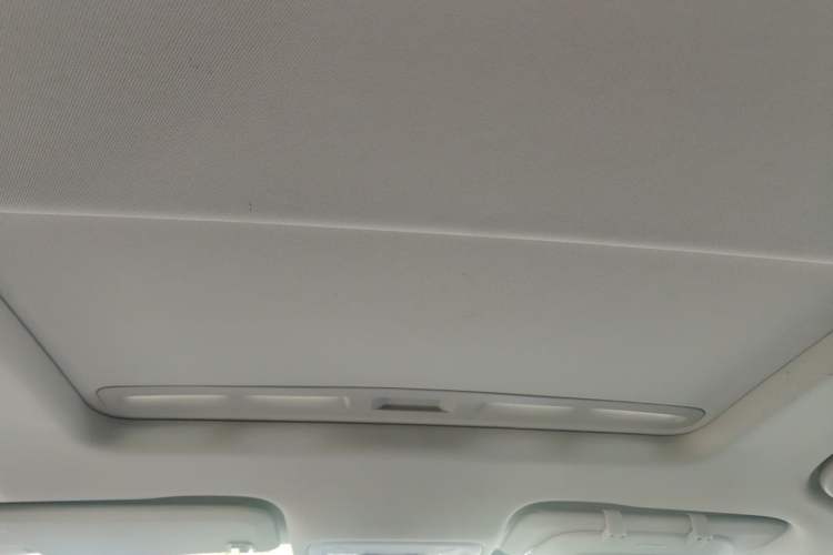 Used Buick Regal 2024 Revised 25T Ultra-Comfort Edition Headliner