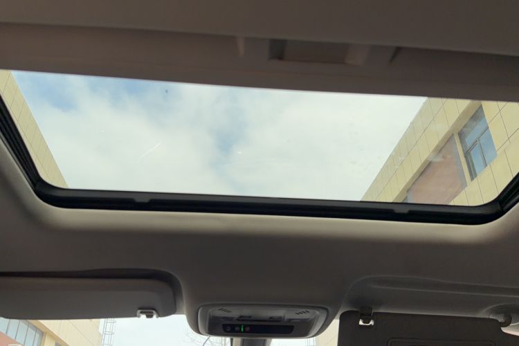 Used Buick Regal 2024 25T Deluxe Edition Headliner