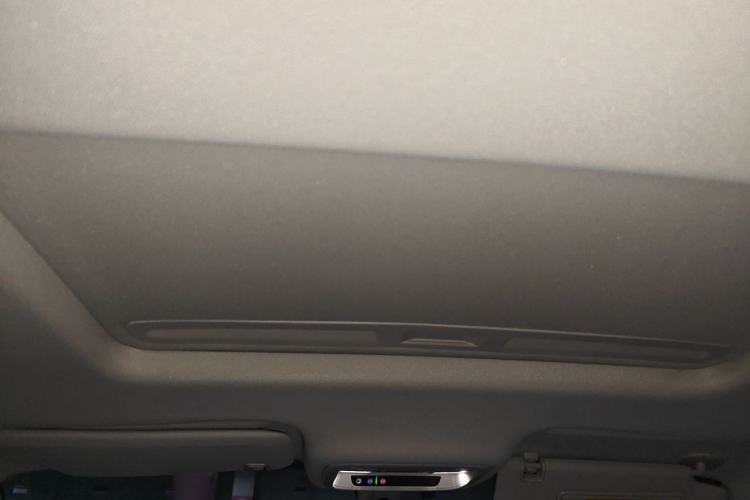 Used Buick Regal 2024 25T Deluxe Edition Headliner