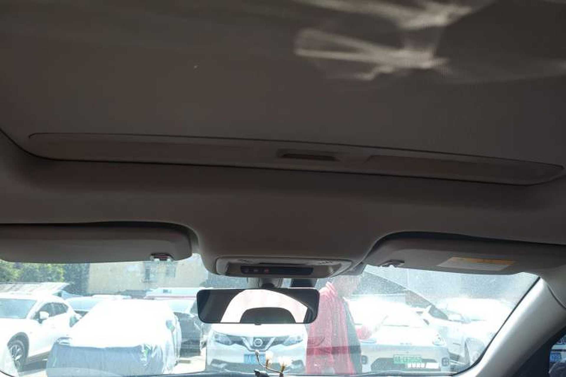 Used Buick Regal 2024 28T Luxury Edition Headliner
