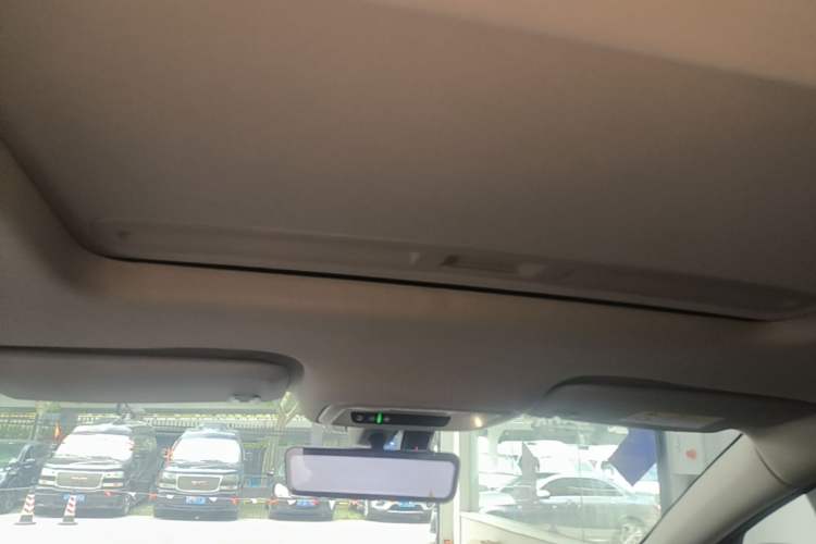 Used Buick Regal 2024 25T Deluxe Edition Headliner