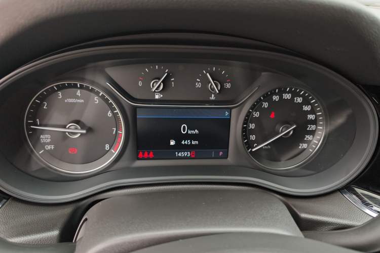 Used Buick Regal 2024 25T Deluxe Edition Instrument Cluster