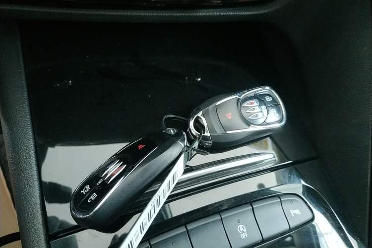 Used Buick Regal 2024 28T Luxury Edition Interior 1