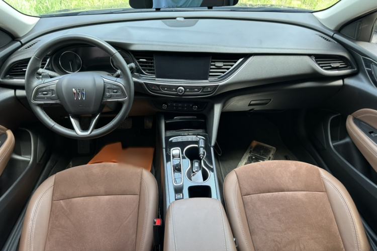 Used Buick Regal 2024 28T Luxury Edition Interior 1