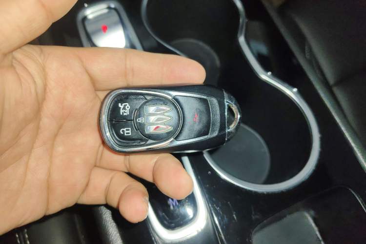 Used Buick Regal 2024 25T Deluxe Edition Interior 1