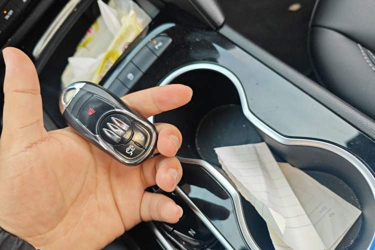 Used Buick Regal 2024 25T Deluxe Edition Interior 1