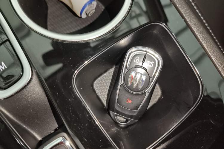 Used Buick Regal 2024 25T Deluxe Edition Interior 1