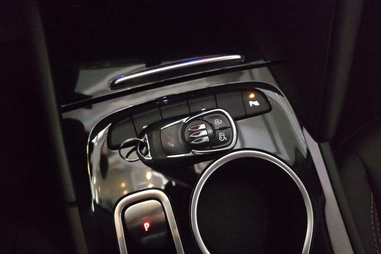 Used Buick Regal 2024 25T Deluxe Edition Interior 1