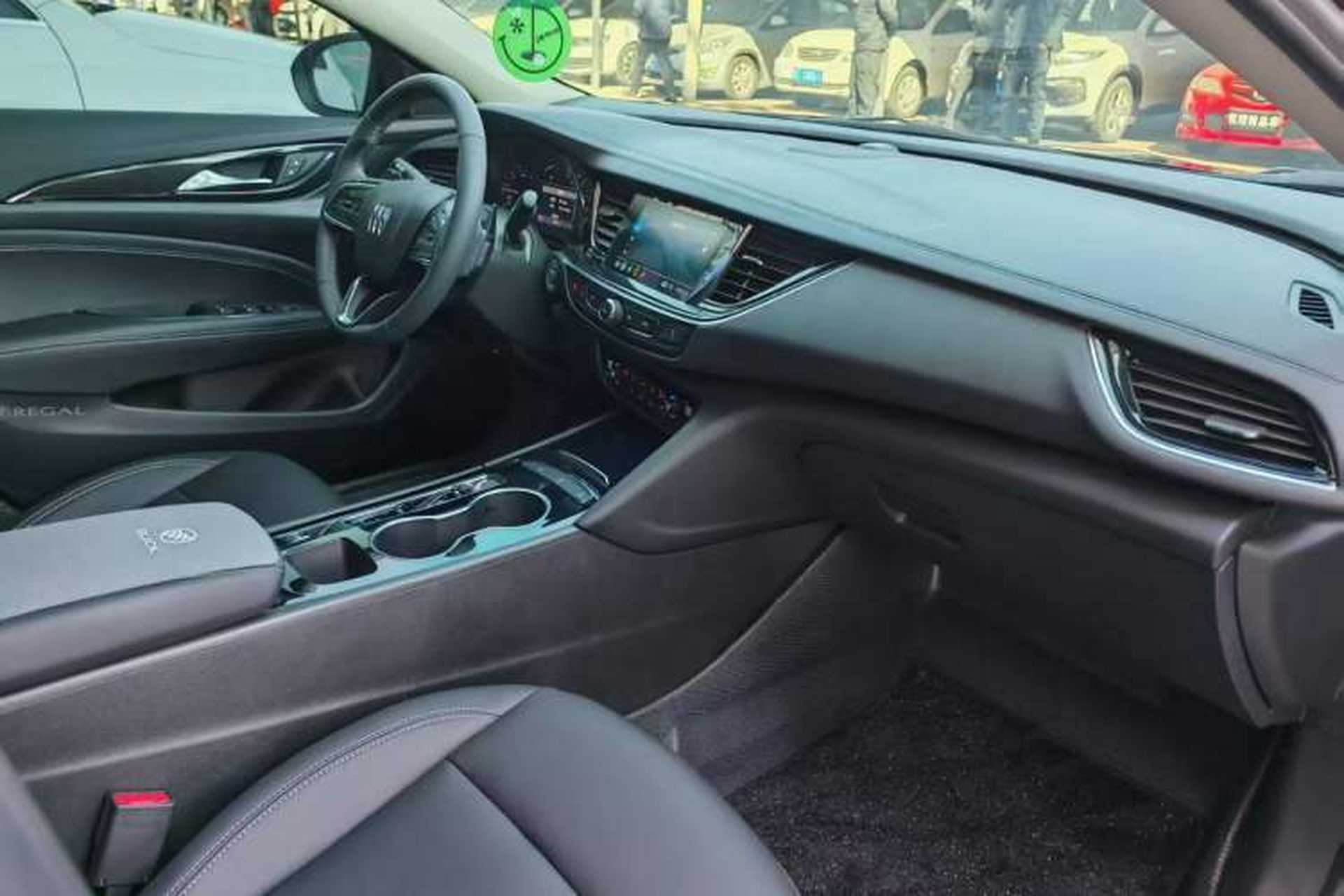 Used Buick Regal 2024 Revised 25T Ultra-Comfort Edition Interior 3