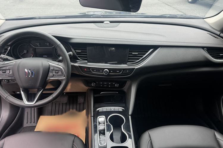 Used Buick Regal 2024 25T Deluxe Edition Interior 4