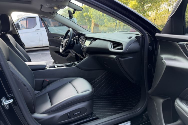 Used Buick Regal 2024 25T Deluxe Edition Interior 5