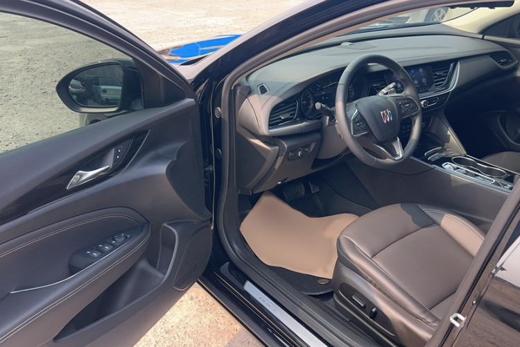 Used Buick Regal 2024 Revised 25T Ultra-Comfort Edition Interior 5