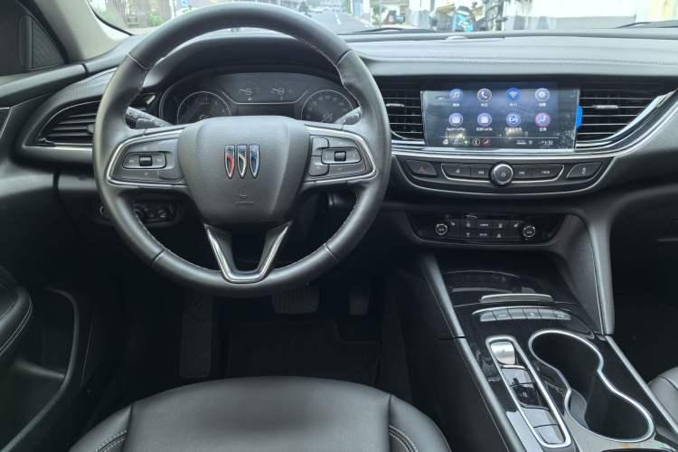 Used Buick Regal 2024 25T Deluxe Edition Interior 7