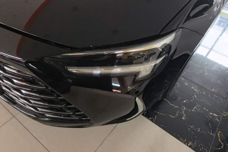 Used Buick Regal 2024 25T Deluxe Edition Left Front Headlight