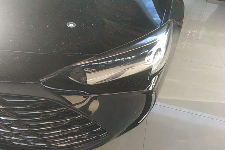Used Buick Regal 2024 25T Deluxe Edition Left Front Headlight