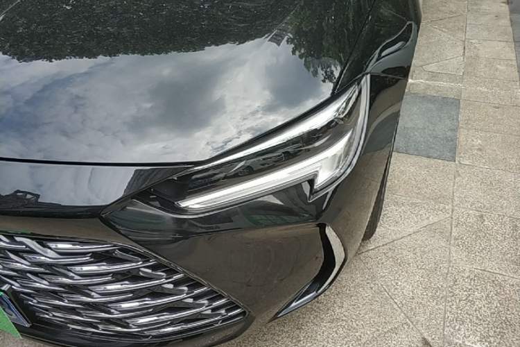 Used Buick Regal 2024 28T Luxury Edition Left Front Headlight
