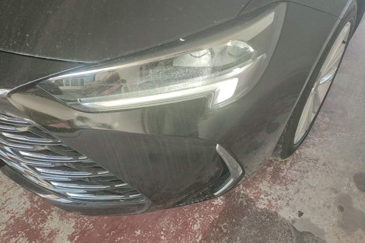 Used Buick Regal 2024 28T Luxury Edition Left Front Headlight