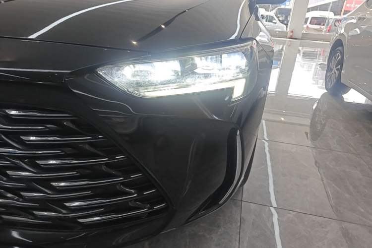 Used Buick Regal 2024 25T Deluxe Edition Left Front Headlight