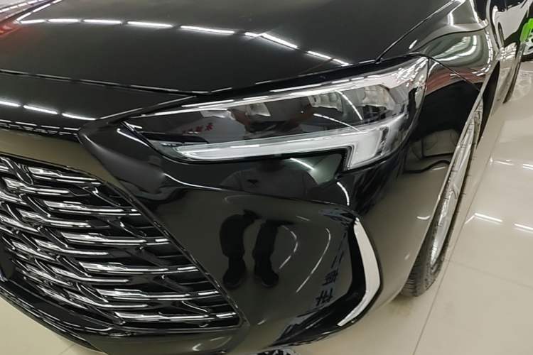 Used Buick Regal 2024 Revised 25T Ultra-Comfort Edition Left Front Headlight