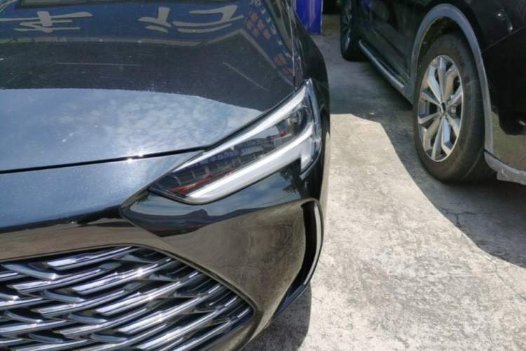 Used Buick Regal 2024 25T Deluxe Edition Left Front Headlight