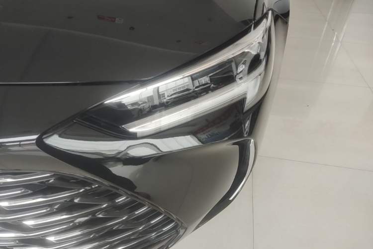 Used Buick Regal 2024 25T Deluxe Edition Left Front Headlight