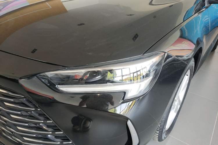 Used Buick Regal 2024 25T Deluxe Edition Left Front Headlight