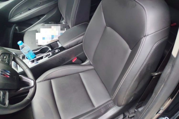 Used Buick Regal 2024 25T Deluxe Edition Left Front Seat