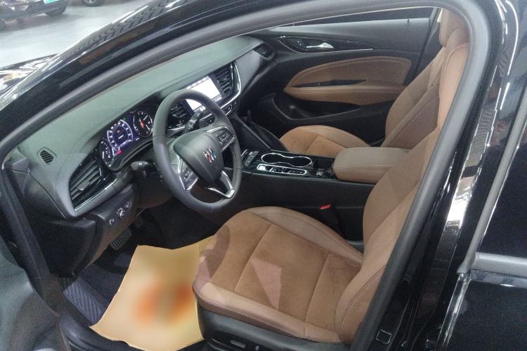 Used Buick Regal 2024 28T Luxury Edition Left Front Seat