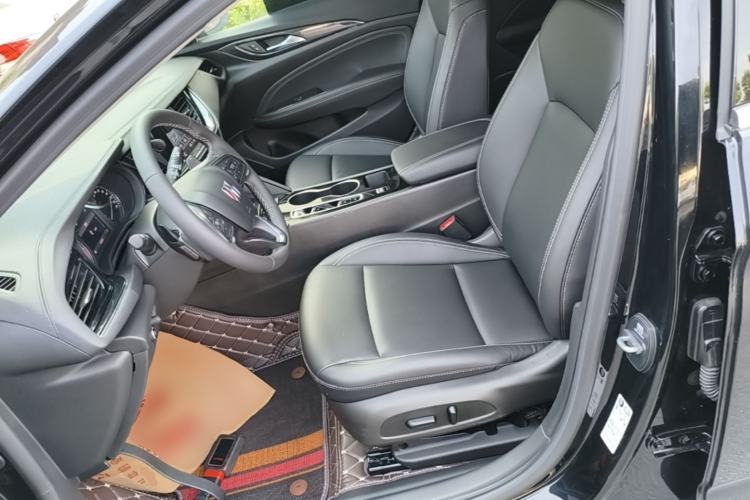 Used Buick Regal 2024 25T Deluxe Edition Left Front Seat
