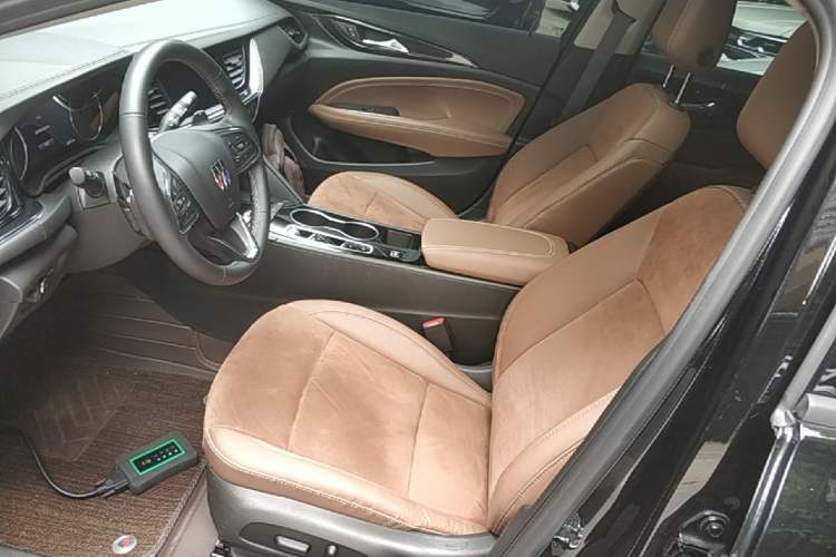 Used Buick Regal 2024 28T Luxury Edition Left Front Seat