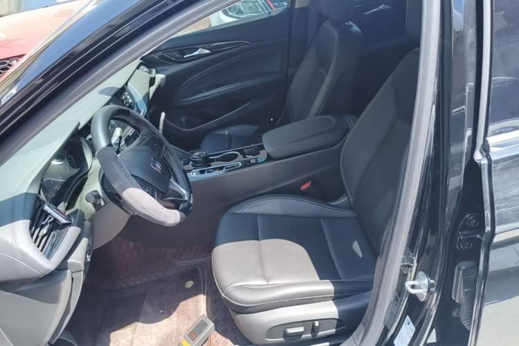 Used Buick Regal 2024 25T Deluxe Edition Left Front Seat