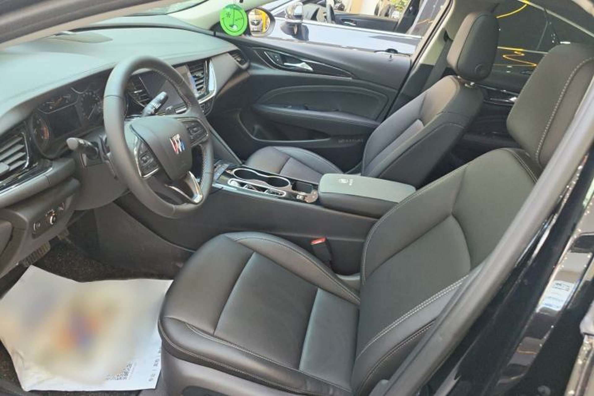 Used Buick Regal 2024 Revised 25T Ultra-Comfort Edition Left Front Seat