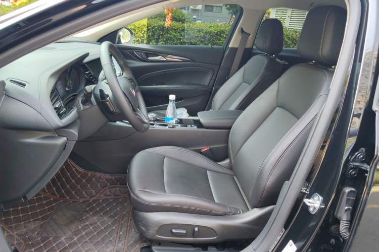 Used Buick Regal 2024 Revised 25T Ultra-Comfort Edition Left Front Seat