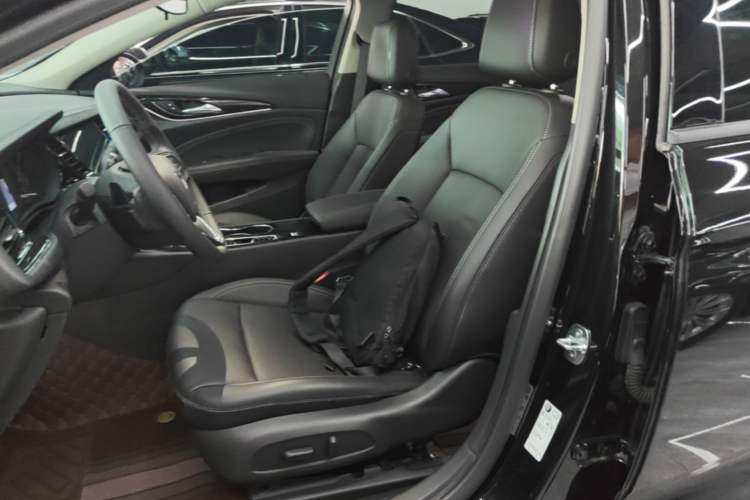 Used Buick Regal 2024 Revised 25T Ultra-Comfort Edition Left Front Seat