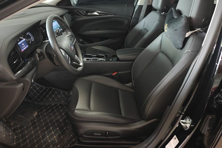 Used Buick Regal 2024 25T Deluxe Edition Left Front Seat