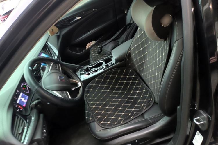 Used Buick Regal 2024 25T Deluxe Edition Left Front Seat