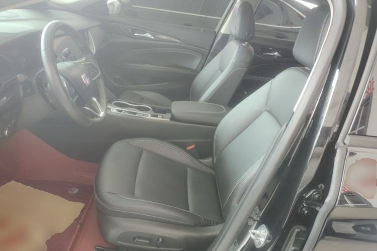 Used Buick Regal 2024 25T Deluxe Edition Left Front Seat