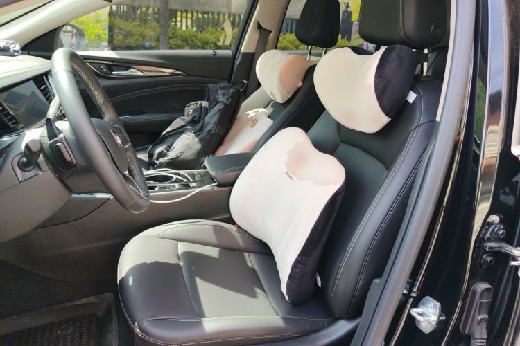 Used Buick Regal 2024 25T Deluxe Edition Left Front Seat