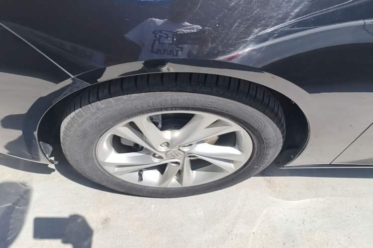 Used Buick Regal 2024 25T Deluxe Edition Left Front Wheel Hub