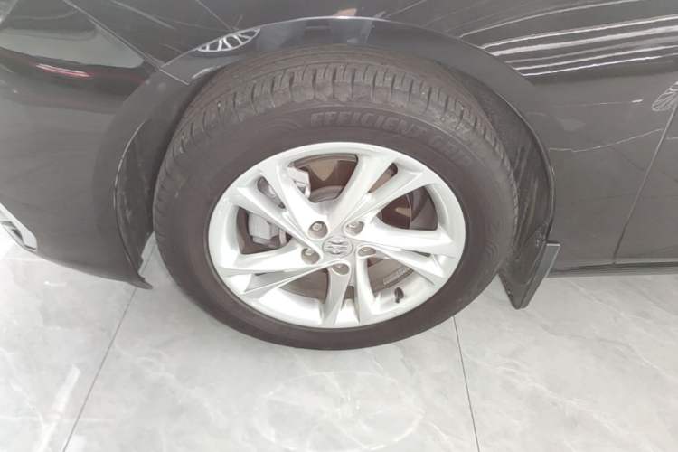 Used Buick Regal 2024 25T Deluxe Edition Left Front Wheel Hub