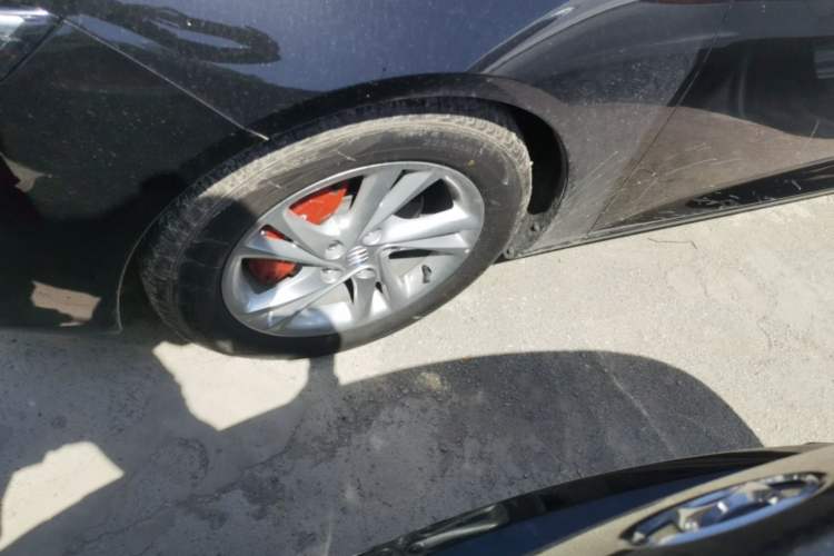 Used Buick Regal 2024 Revised 25T Ultra-Comfort Edition Left Front Wheel Hub
