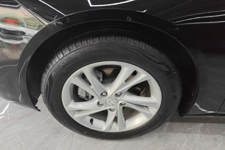 Used Buick Regal 2024 Revised 25T Ultra-Comfort Edition Left Front Wheel Hub