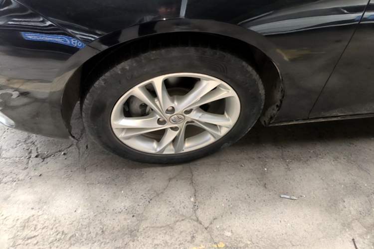 Used Buick Regal 2024 25T Deluxe Edition Left Front Wheel Hub