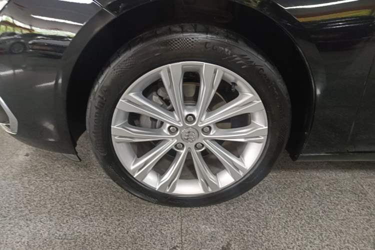 Used Buick Regal 2024 28T Luxury Edition Left Front Wheel Hub