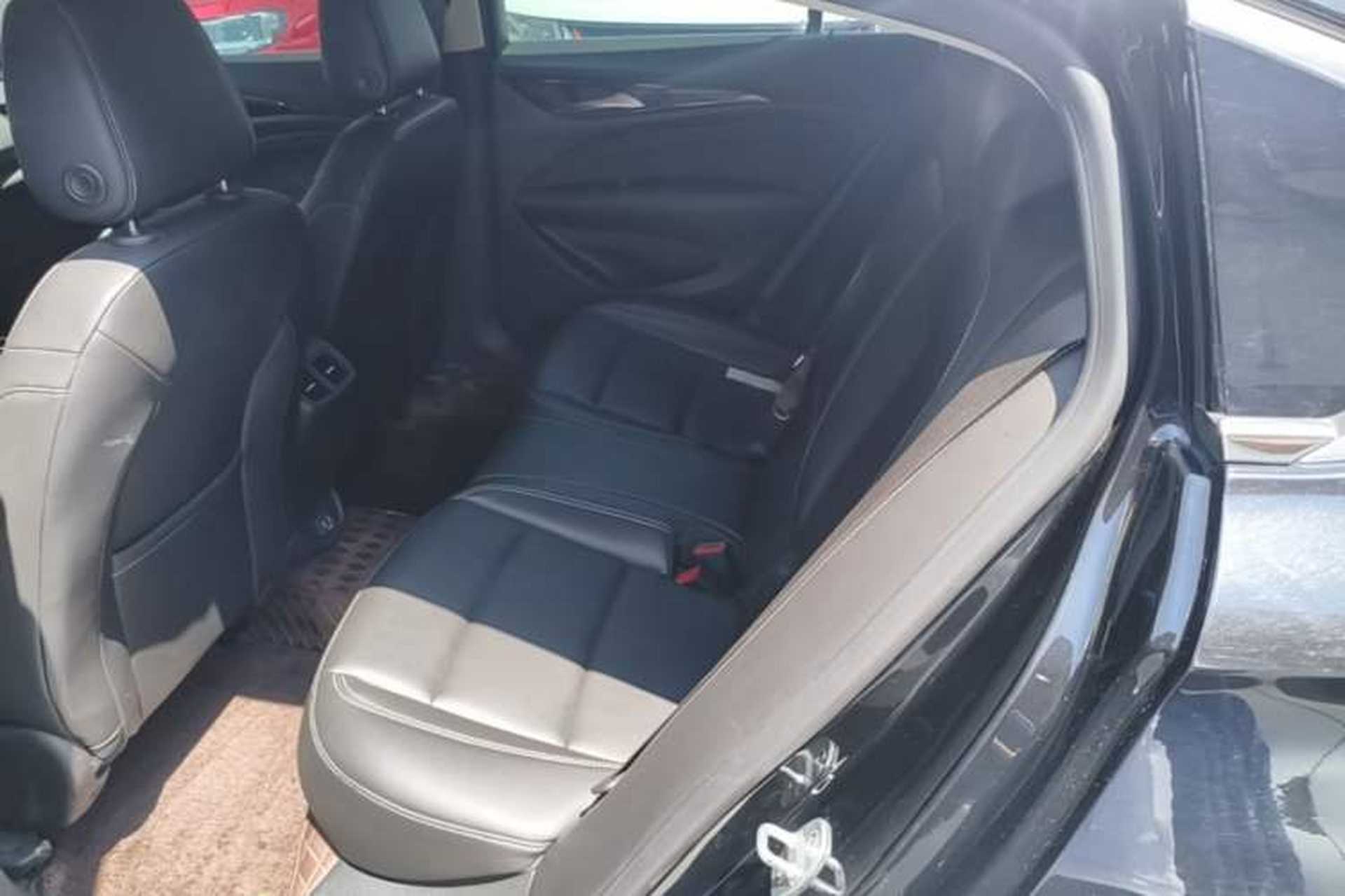 Used Buick Regal 2024 25T Deluxe Edition Left Rear Seat