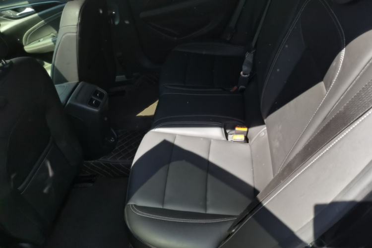Used Buick Regal 2024 Revised 25T Ultra-Comfort Edition Left Rear Seat