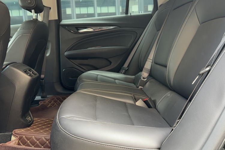 Used Buick Regal 2024 25T Deluxe Edition Left Rear Seat