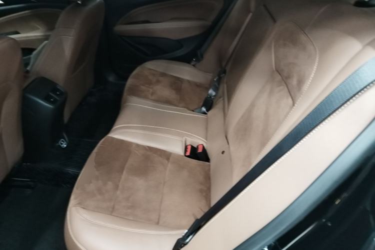 Used Buick Regal 2024 28T Luxury Edition Left Rear Seat