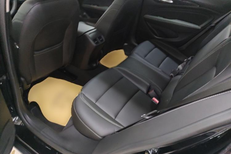 Used Buick Regal 2024 25T Deluxe Edition Left Rear Seat