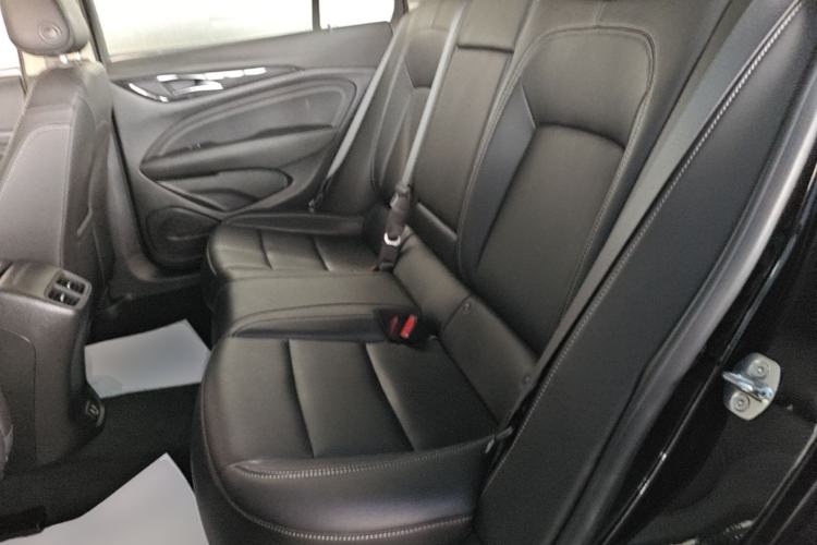 Used Buick Regal 2024 25T Deluxe Edition Left Rear Seat